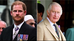 Habría viajado solo: Príncipe Harry se reunió con el rey Carlos III tras conocerse que tiene cáncer