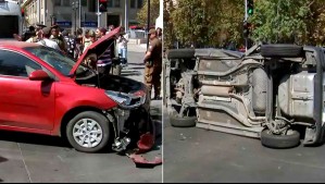 Un herido y un auto volcado deja grave accidente de tránsito frente a La Moneda