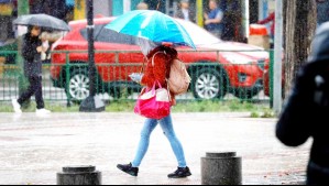 Lluvia para este jueves: ¿En qué momento del día caerían las precipitaciones en Santiago?