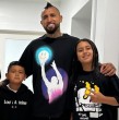 Revisa en detalle lo que dijo Arturo Vidal en sus redes sociales, mostrando detalles del primer día de clases de sus hijos menores, Elisabetta y Emiliano, desde su colegio.