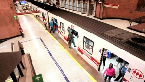 Metro cierra dos estaciones de Línea 1 por disturbios en el exterior