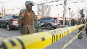 Carabinero de franco se enfrenta a disparos contra banda armada y evita portonazo en San Joaquín