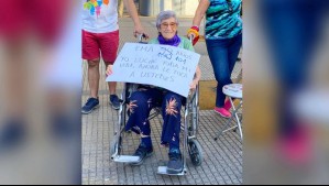 'Sigan luchando': Mujer de 101 años se robó las miradas tras asistir a la multitudinaria marcha del 8M