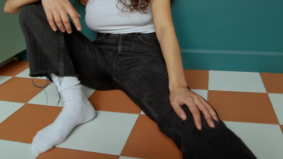 Jeans oscuros: ¿Cómo combinarlos en esta temporada otoño invierno?