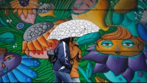 Abril llegaría con lluvia y bajas temperaturas: El brusco cambio en el tiempo que se espera para Santiago
