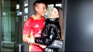 Edu Vargas llegó a Francia con su novia Juliana Peixoto: Dieron románticos paseos previo al partido amistoso