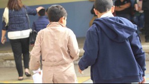 Inteligencia Artificial: Encuesta revela que la mitad de los escolares chilenos ya la utiliza para hacer sus tareas