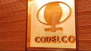 'No puede ser que algunos ejecutivos ganen cerca de $40 millones': Diputado luego que utilidades de Codelco cayeron 38%