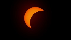 ¿Cómo se producen los eclipses solares y cuánto duran?