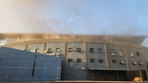 Incendio se registra en dependencias del Estadio Nacional: Fuego afecta al Centro de Alto Rendimiento