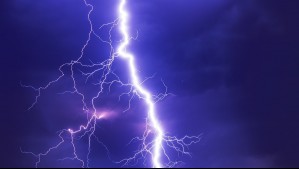 ¿Cómo se producen las tormentas eléctricas y qué precauciones hay que tomar ante ellas?