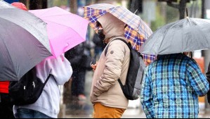Lluvia en Santiago cambia de día: ¿Cuándo llegarían las precipitaciones y cuánta agua caería?
