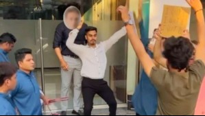 Renunció a su 'trabajo tóxico' y realizó baile frente a su jefe para celebrar