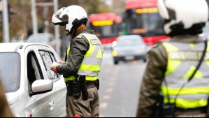 Comienza la restricción vehicular: Revisa qué autos no podrán circular este jueves en Santiago