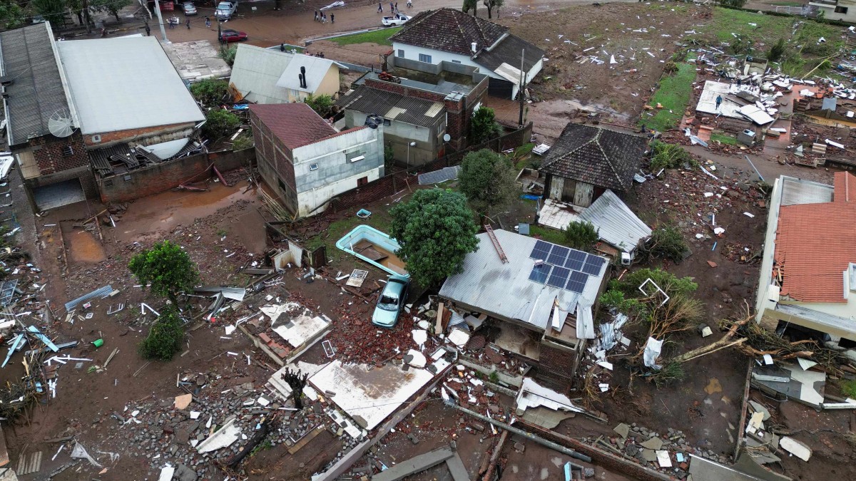 Tragedia en Brasil: Al menos 66 muertos y 101 desaparecidos por inundaciones tras intensas lluvias