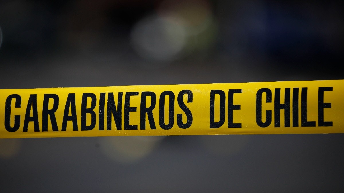 Detienen a 5 sujetos tras atacar una residencia en La Cisterna: Un sospechoso apuntó a carabineros con escopeta
