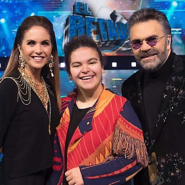 lucero-manuel-mijares-lucerito_447675_2_6646110bab2fe.jpg