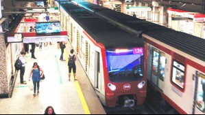 Metro de Santiago restablece servicio en Línea 4a tras cierre de una estación