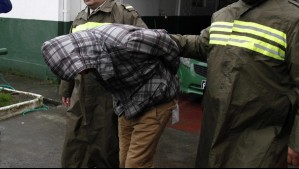 Capturan a cinco sujetos mientras intentaban realizar robo en una bodega de Santiago