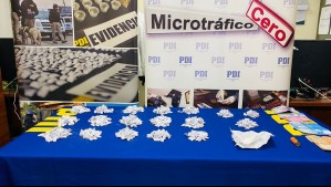 Mujer es detenida luego de que encontraran varias dosis de cocaína en la mochila de su hija de 3 años