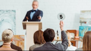 Más de 128 mil lentes de empresa en quiebra serán rematados sin monto mínimo: ¿Cuándo es la subasta y cómo participar?