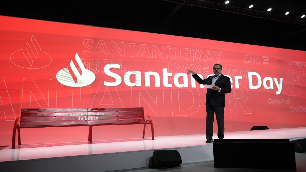Incluye cuenta vista para mayores de 12 años: Banco Santander lanza cuatro nuevos servicios 'para apoyar a las personas' Incluye cuenta vista para mayores de 12 años: Banco Santander lanza cuatro nuevos servicios 'para apoyar a las personas'