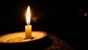 Reportan corte del suministro eléctrico en varias comunas de la Región Metropolitana: Hay 450 mil clientes sin luz