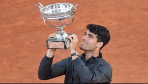 Roland Garros tiene nuevo campeón: Español Carlos Alcaraz conquista el título tras remontar ante Alexander Zverev