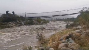 Habitantes de Petorca se emocionan al ver descender río tras seis años de sequía en la zona