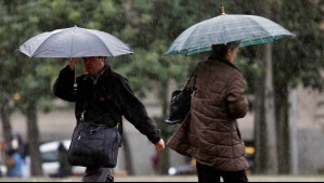 Lluvia en Santiago: Junio podría romper récord histórico de precipitaciones en la capital