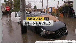 Amenaza de inundación: Peritaje revela falla que dejó anegadas una veintena de casas en Quilicura