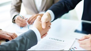 Multimillonario empresario mexicano será controlador de ClaroVTR: Tendrá más del 90% de la compañía