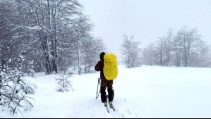 Llamadas y mensajes de WhatsApp: Con esos datos buscan georreferenciar lugar donde desapareció snowboarder en Villarrica