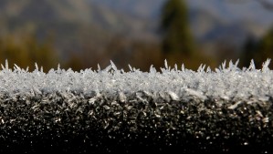 Meteorología emite aviso por 'heladas normales a moderadas' en zonas de siete regiones del país