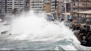¿Qué es el Anticiclón del Pacífico que dejará marejadas en casi todo Chile este fin de semana?