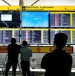 Un gran fallo informático provocó este viernes incidencias en todo el mundo, afectando a aerolíneas internacionales, compañías ferroviarias e industrias de telecomunicaciones. Conoce más en la siguiente nota.