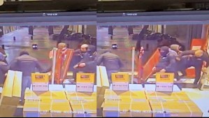 Video muestra momento en que delincuentes realizaron 'turbazo' en tienda de retail del centro de Santiago