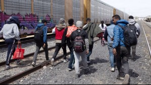 Reportan caravana de 1.500 migrantes que se dirige lentamente a la frontera entre México y EEUU
