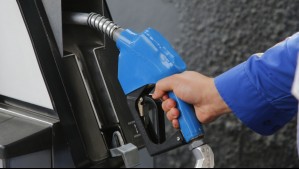 Precio de la bencina y parafina bajará este jueves: Revisa cuánto disminuirá el valor de los combustibles