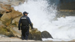 Niña de 5 años fue arrastrada por las olas en Viña del Mar: Armada despliega operativo de búsqueda