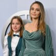 Revisa los detalles del nuevo trabajo que obtuvo Vivienne Jolie-Pitt, la hija menor del extinto matrimonio de actores, Angelina Jolie y Brad Pitt, a sus 16 años.