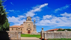 Nueva restauración fallida en España: Figura angelical fue alterada y cambiaron colores de iglesia