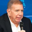 Edmundo González se proclamó este lunes como Presidente electo de Venezuela y le solicitó a las Fuerzas Armadas colocarse del lado del pueblo y no seguir apoyando el régimen de Nicolás Maduro.