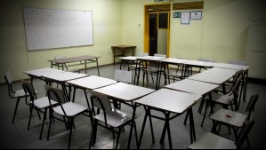 Informan suspensión de clases en zonas de ocho regiones para este martes por efectos del sistema frontal