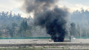 Camión se incendia en autopista Costanera Norte