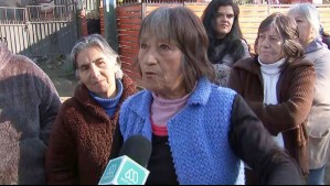 'No he comido en cuatro días porque se me pudrió todo': El relato de mujer que lleva una semana sin luz en Pudahuel