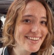 Revisa en detalle lo que dijo Laura de la Fuente sobre su estado amoroso, confirmando que se encuentra en pareja junto a Paulina Rojas, una joven alejada del mundo del espectáculo.