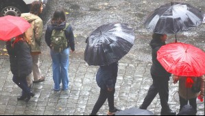 'Probabilidad significativa de lluvias': Jaime Leyton adelanta un fin de semana frío y con precipitaciones en Santiago