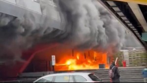 Incendio en exterior de metro Escuela Militar ya fue controlado: Imágenes exhiben llamas afuera de estación