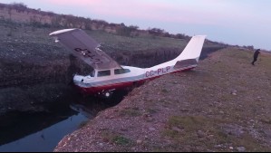 Piloto de avioneta sale ileso tras accidente en el aeródromo de Chillán: Aeronave quedó dentro de un foso